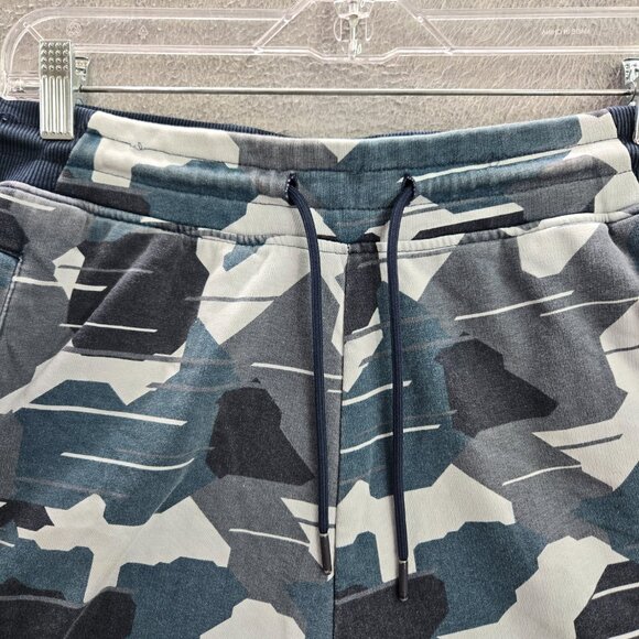 Gymshark Men‎ Activewear Shorts M Blue Camouflage Sweats Logo 7" Inseam READ - Picture 2 of 9